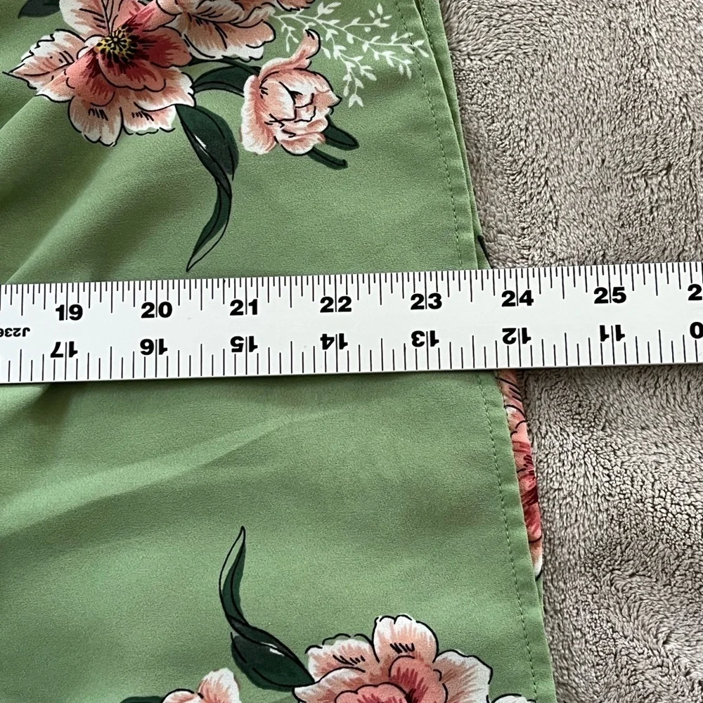 Ann Taylor LOFT Pure Mint Bouquet Peplum Blouse Size Small Cottagecore Boho